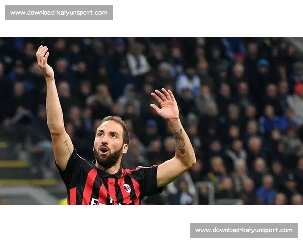 埃莫松拒贝蒂斯留米兰 新赛季盼证明边路价值